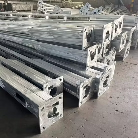 Modern Black Steel Light Pole with Corrosion-Resistant Powder Coating